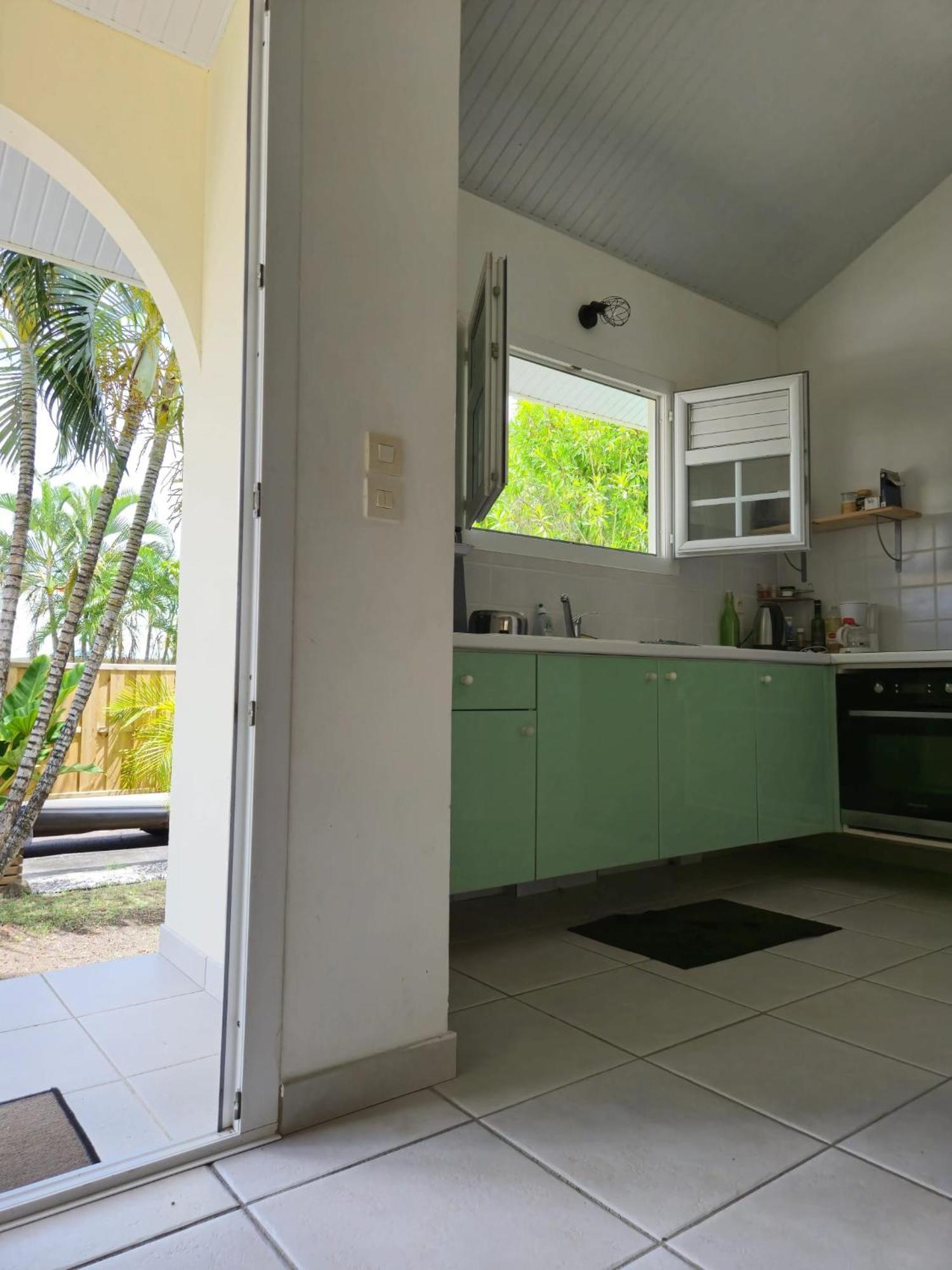 Maison Charmante A Sainte-Anne Avec Jardin Et Pergola En Bois. Bagian luar foto